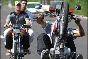 برخورد پلیس با موتور سیکلت سواران متخلف افزایش یافت