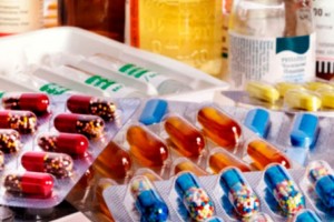 ذخیره دارویی کشور به 2 سال افزایش می یابد