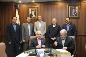امضای تفاهم نامه بین پست بانک و سندیکای صنعت مخابرات ایران