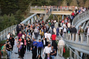 تبدیل اراضی عباس آباد به قلب گردشگری شبانه