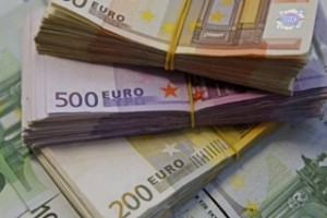 ۱۵ میلیارد و ۲۰۰ میلیون دلار ارز مورد نیاز واردات تأمین شد