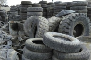 آغاز نظارت بر قیمت و توزیع لاستیک سواری وارداتی