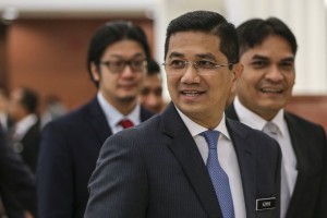 تولید نفت را کاهش میدهیم