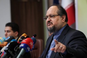 بابت تخلف خودرو از مردم عذرخواهی میکنم