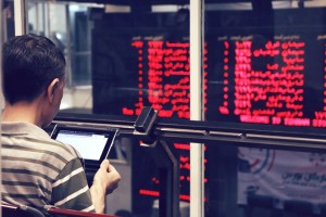 بورس بر فراز قله 112 هزار واحدی ایستاد