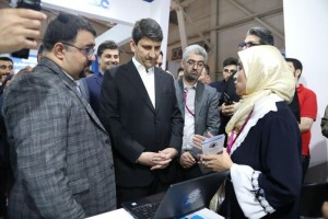 زیرساختهای پهنباند و پردازش کشور باید با اتکا به بخش خصوصی توسعه یابد