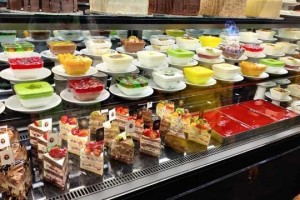 نظارت بر بازار شیرینی شب یلدا