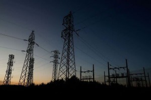 شرکت برق منطقهای فارس در اقدامی عجیب، برق قطعنشو صنایع را قطع کرد