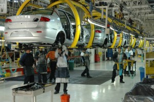 قرارداد با خودروسازان اروپایی پا برجاست