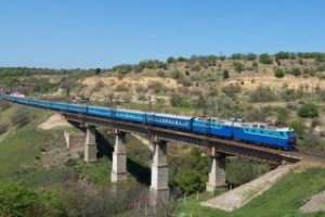 هدفگذاری جابهجایی ۸ میلیون تن بار بینالمللی از طریق ریل