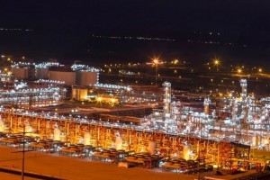 کار در فاز ۱۱ پارس جنوبی متوقف نشده است