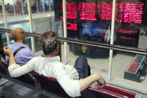 بورس هفته جدید را با افت 3 هزار و 175پله ای آغاز کرد