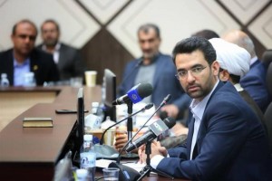 بستن فضای مجازی کار تنبل ها است