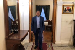 ایران و روسیه به دنبال حذف دلار از معاملات خود هستند