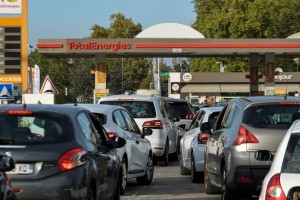 واردات بنزین سوپر توسط بخش خصوصی از نیمه اول شهریور آغاز میشود