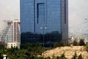 ارز گردشگران و سرمایه گذاران خارجی به نرخ روز خریداری می شود