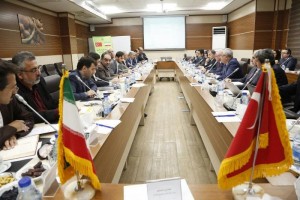 تعاملات ایران و ترکیه در زمینه گلخانه توسعه می یابد